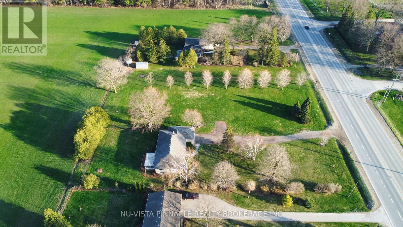 21752 Richmond Street, Middlesex Centre, Ontario  N5X 4B2 - Photo 46 - X13002698