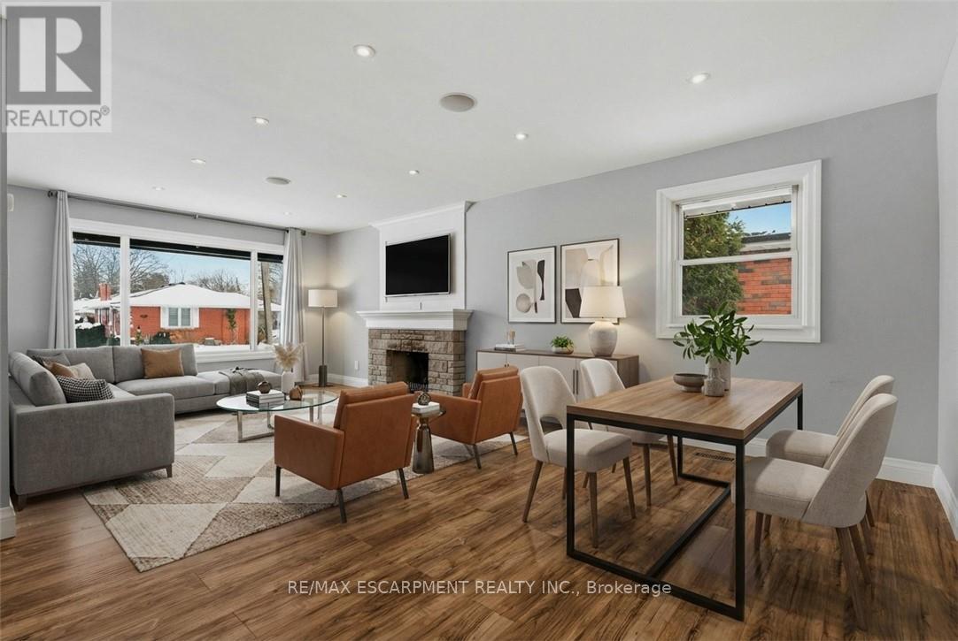 20 Shirley Street, Hamilton, Ontario  L9H 4S3 - Photo 2 - X12779770