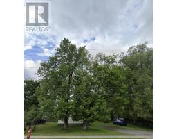 210 Sixth St E, Fort Frances, Ontario