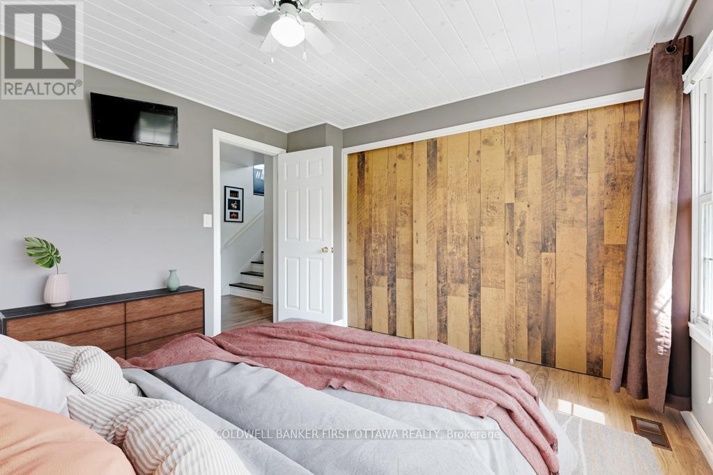 352 Highway 15, Rideau Lakes, Ontario  K7A 0E5 - Photo 17 - X13002588