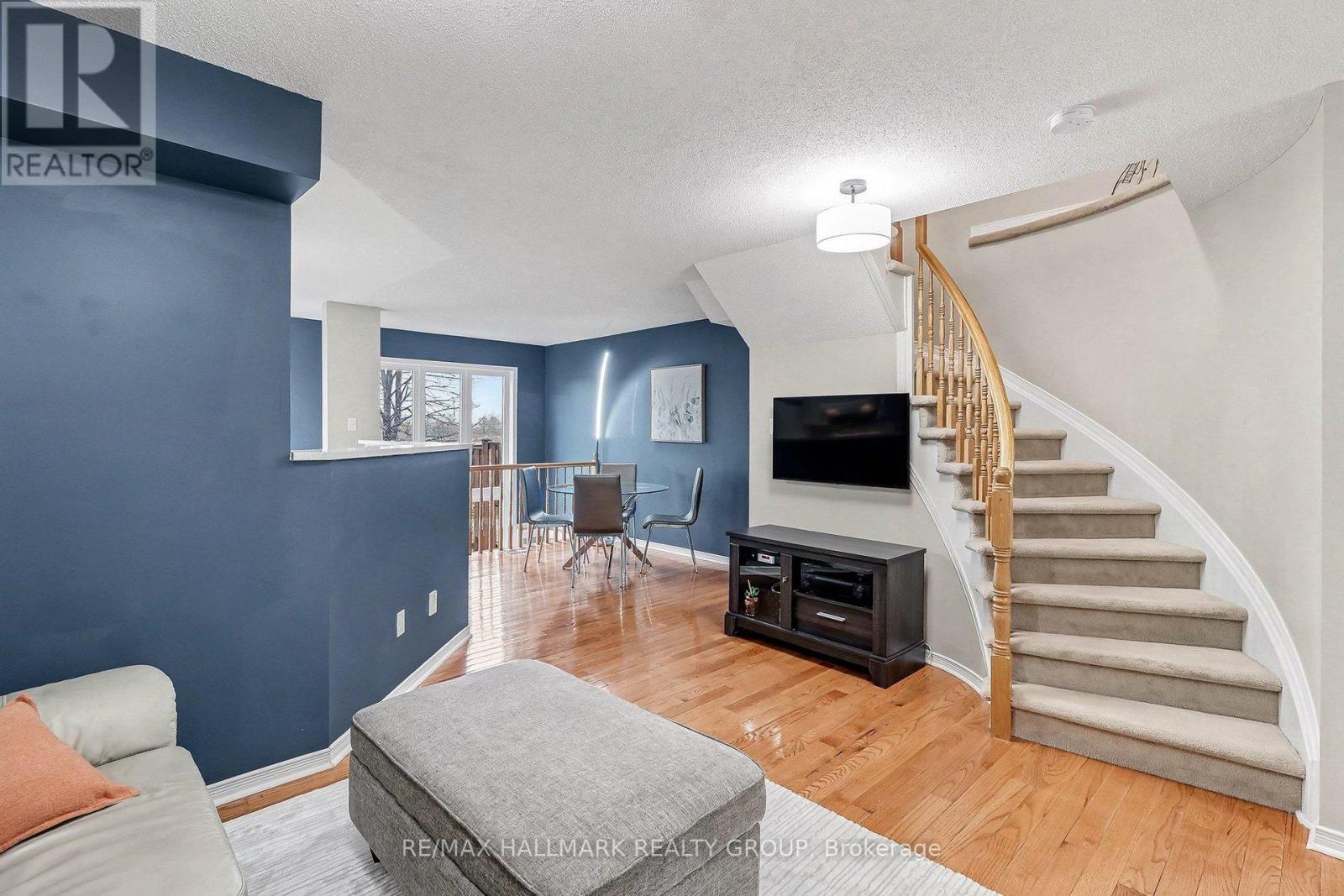 111 Ludlowe Street, Ottawa, Ontario  K4A 5C2 - Photo 7 - X13002832