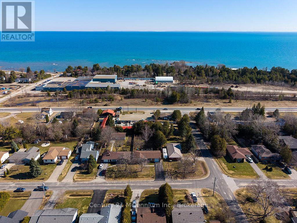 142 Arthur Street, Blue Mountains, Ontario  N0H 2P0 - Photo 29 - X12931790