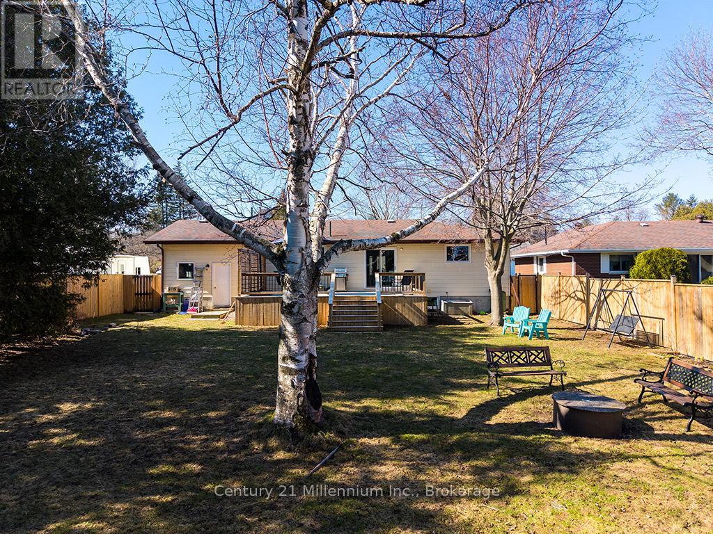 142 Arthur Street, Blue Mountains, Ontario  N0H 2P0 - Photo 33 - X12931790