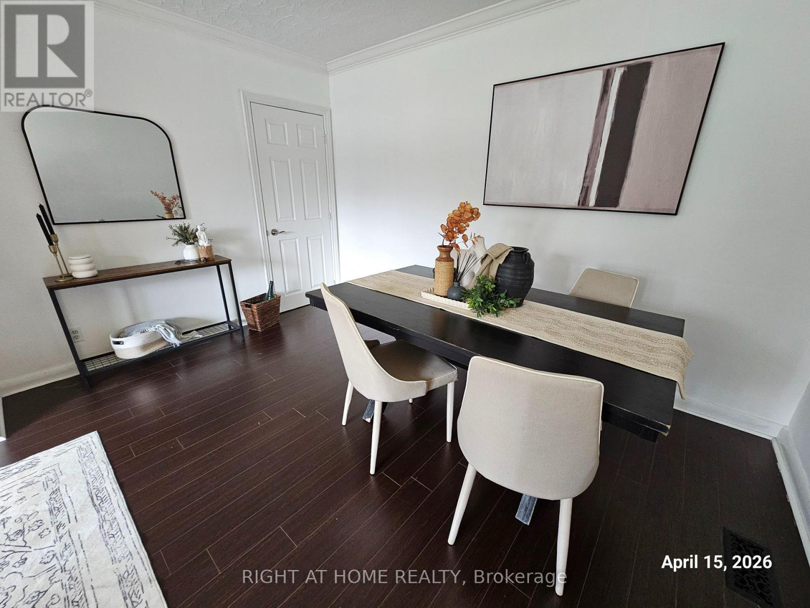 32 Muir Drive, Toronto, Ontario  M1M 3B4 - Photo 4 - E12997598