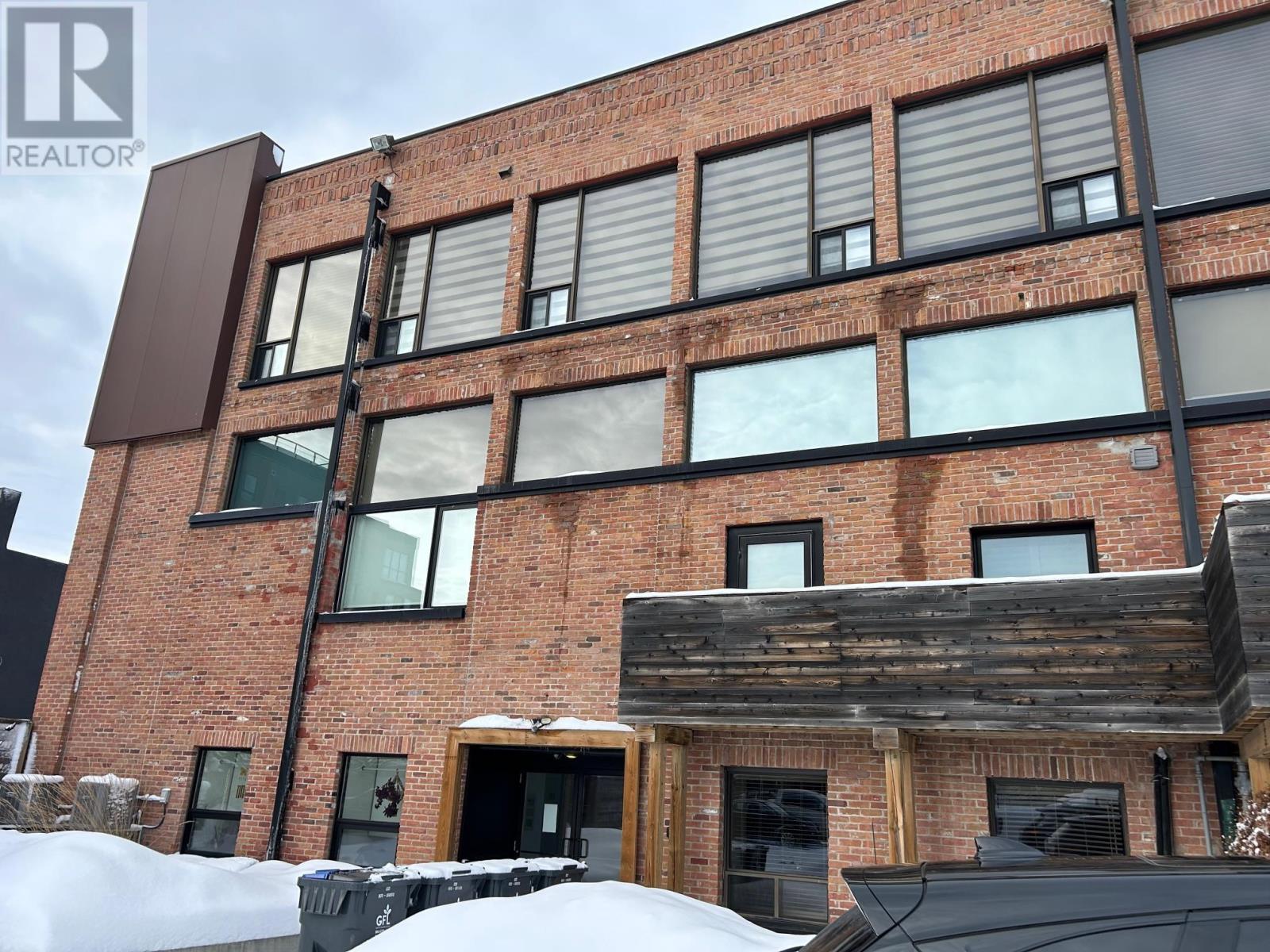 103 37 Cumberland ST S, Thunder Bay, Ontario