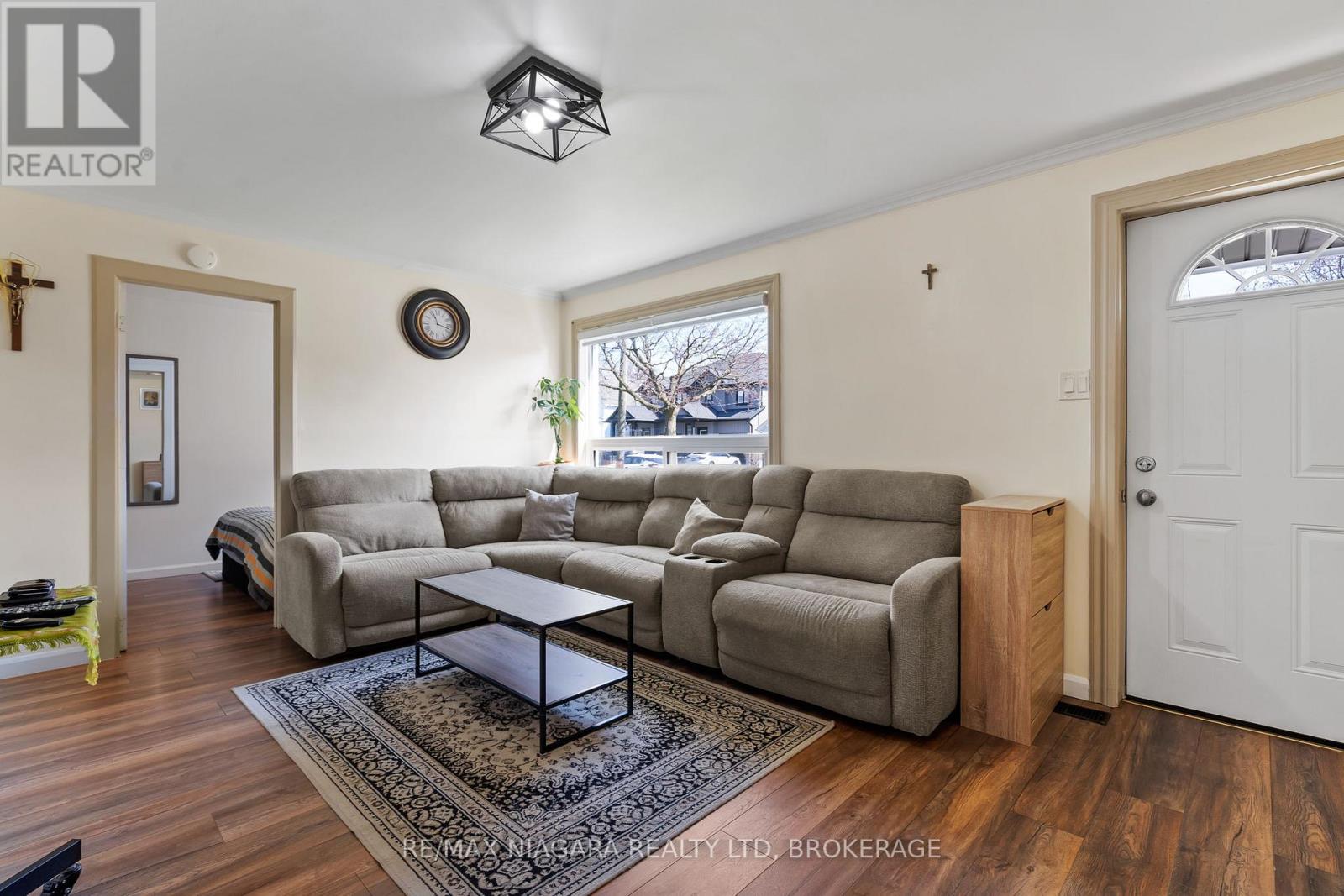 50 Merigold Street, St. Catharines, Ontario  L2S 2N5 - Photo 14 - X13002558