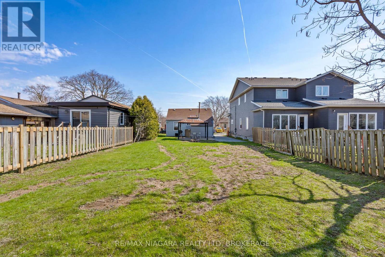 50 Merigold Street, St. Catharines, Ontario  L2S 2N5 - Photo 6 - X13002558