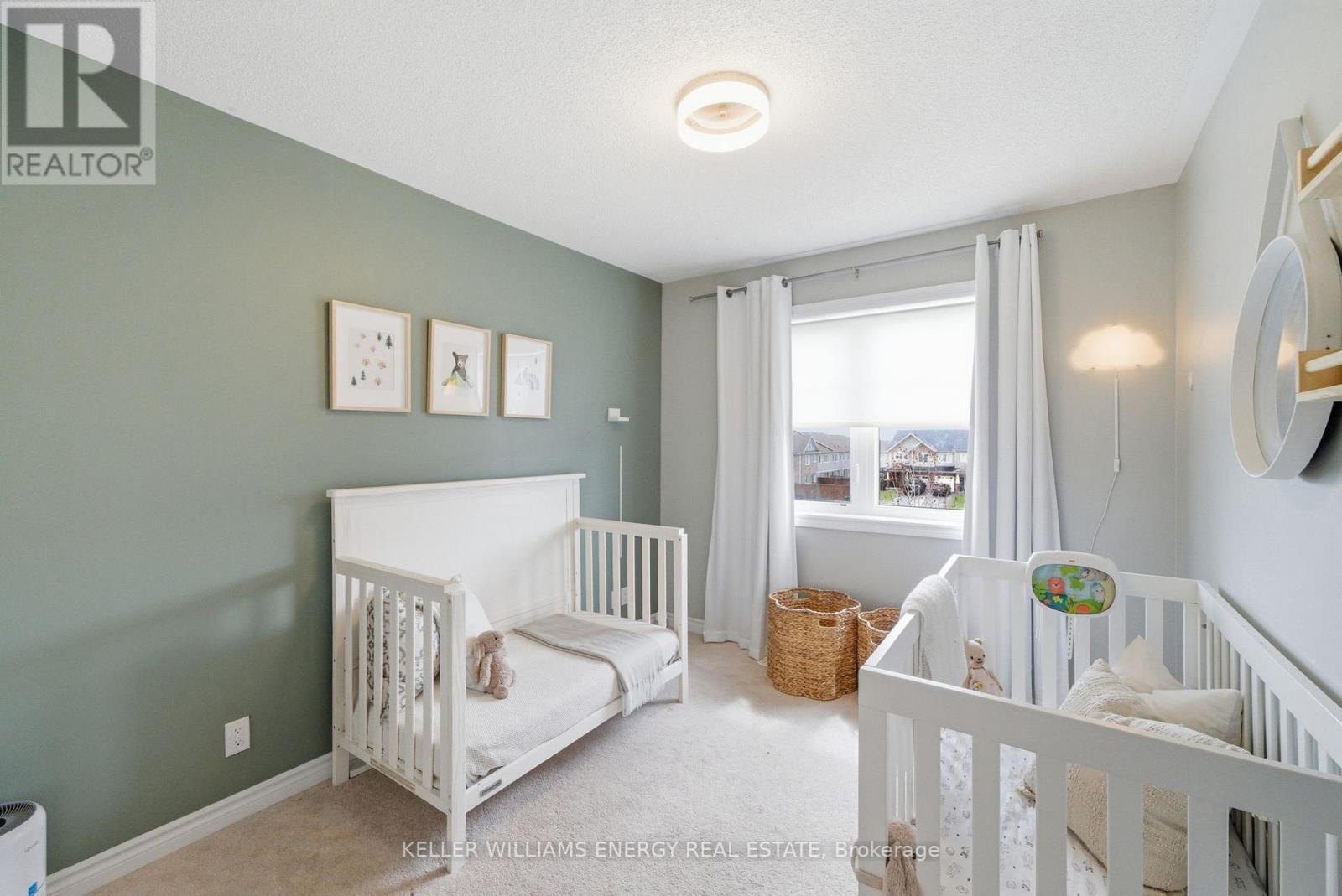 98 Tabaret Crescent, Oshawa, Ontario  L1L 0G5 - Photo 14 - E13002594