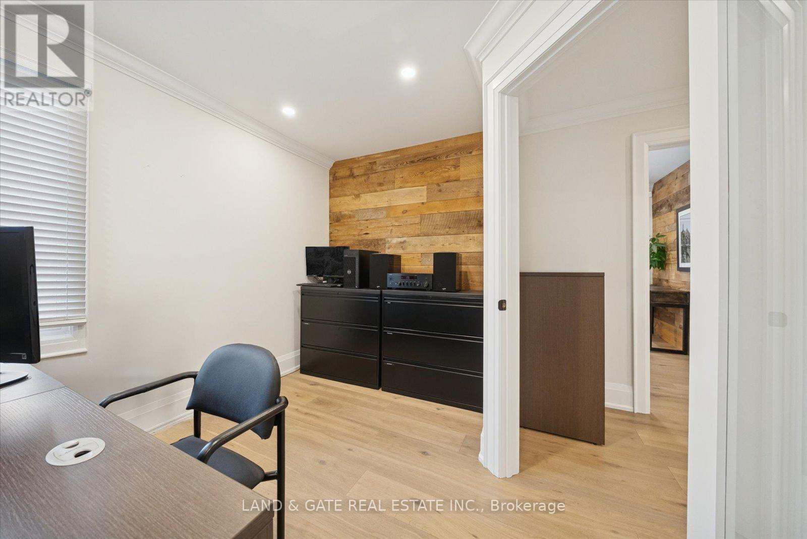 20 Elgin Street E, Oshawa, Ontario  L1G 1S8 - Photo 28 - E13002602