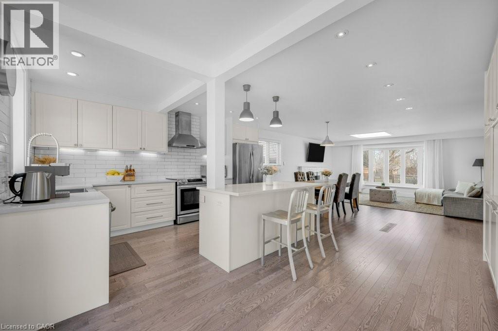 628 Ardleigh Crescent, Burlington, Ontario  L7L 4K8 - Photo 4 - 40815136