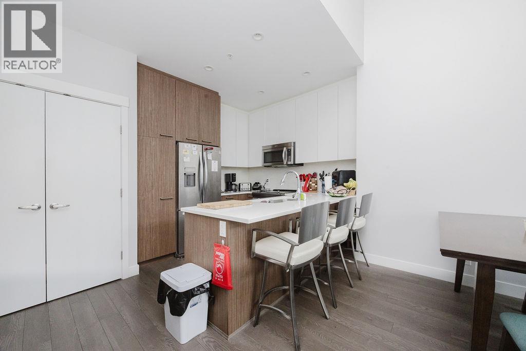 404 875 Gibsons Way, Gibsons, British Columbia  V0N 1V0 - Photo 8 - R3100188