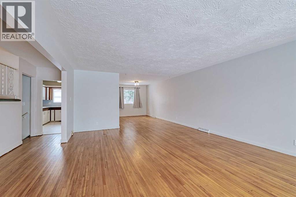 75 Wildwood Drive Sw, Calgary, Alberta T3C 3C6 - Photo 10 - A2289179