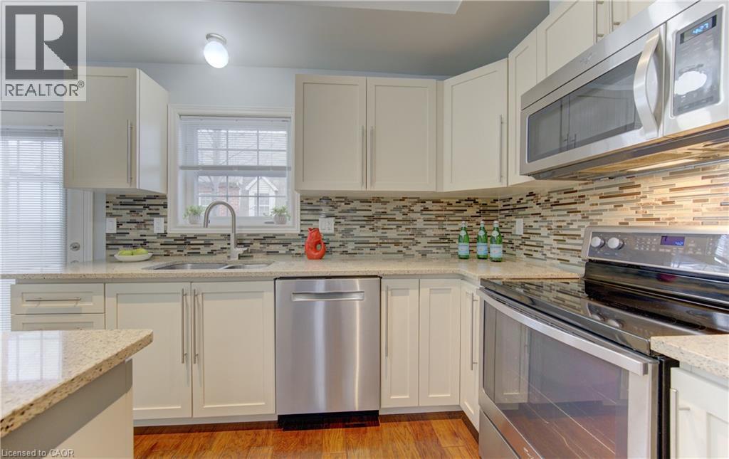 4 Whitehaven Lane, Kitchener, Ontario  N2H 0B3 - Photo 12 - 40820582