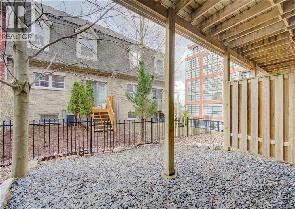 4 Whitehaven Lane, Kitchener, Ontario  N2H 0B3 - Photo 35 - 40820582