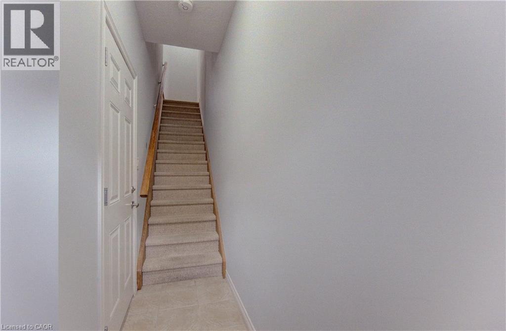 4 Whitehaven Lane, Kitchener, Ontario  N2H 0B3 - Photo 5 - 40820582