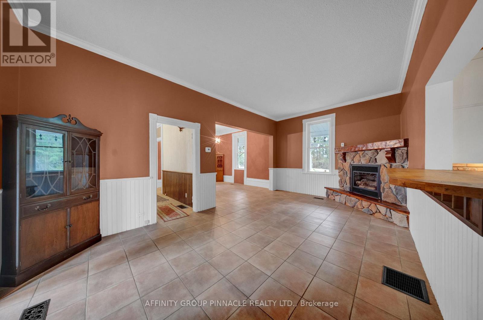 2126 County Rd 36 Road, Kawartha Lakes, Ontario  K0M 1L0 - Photo 12 - X13002546