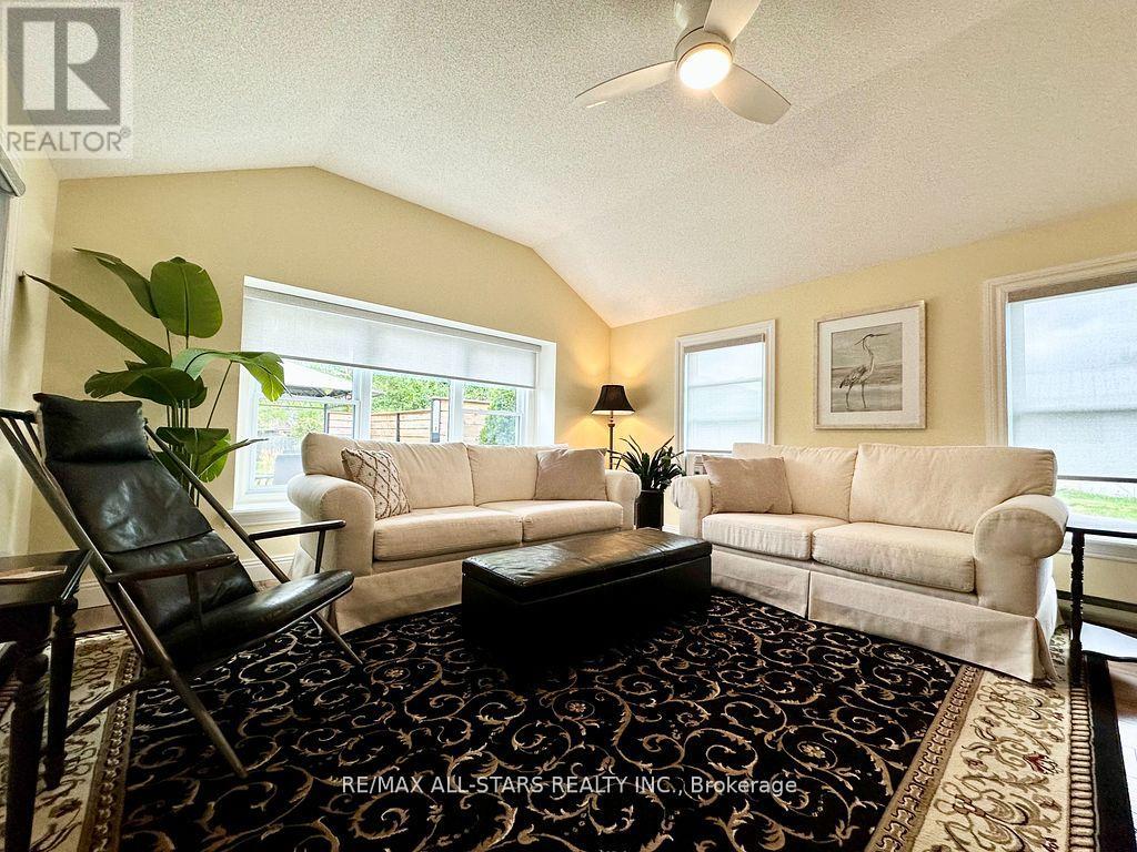 18 Joseph Street, Kawartha Lakes, Ontario  K0M 1A0 - Photo 15 - X13002556