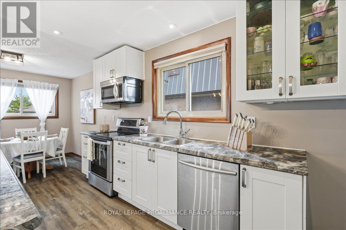 607 Bridge Street E, Belleville, Ontario  K8N 5G9 - Photo 18 - X13002696