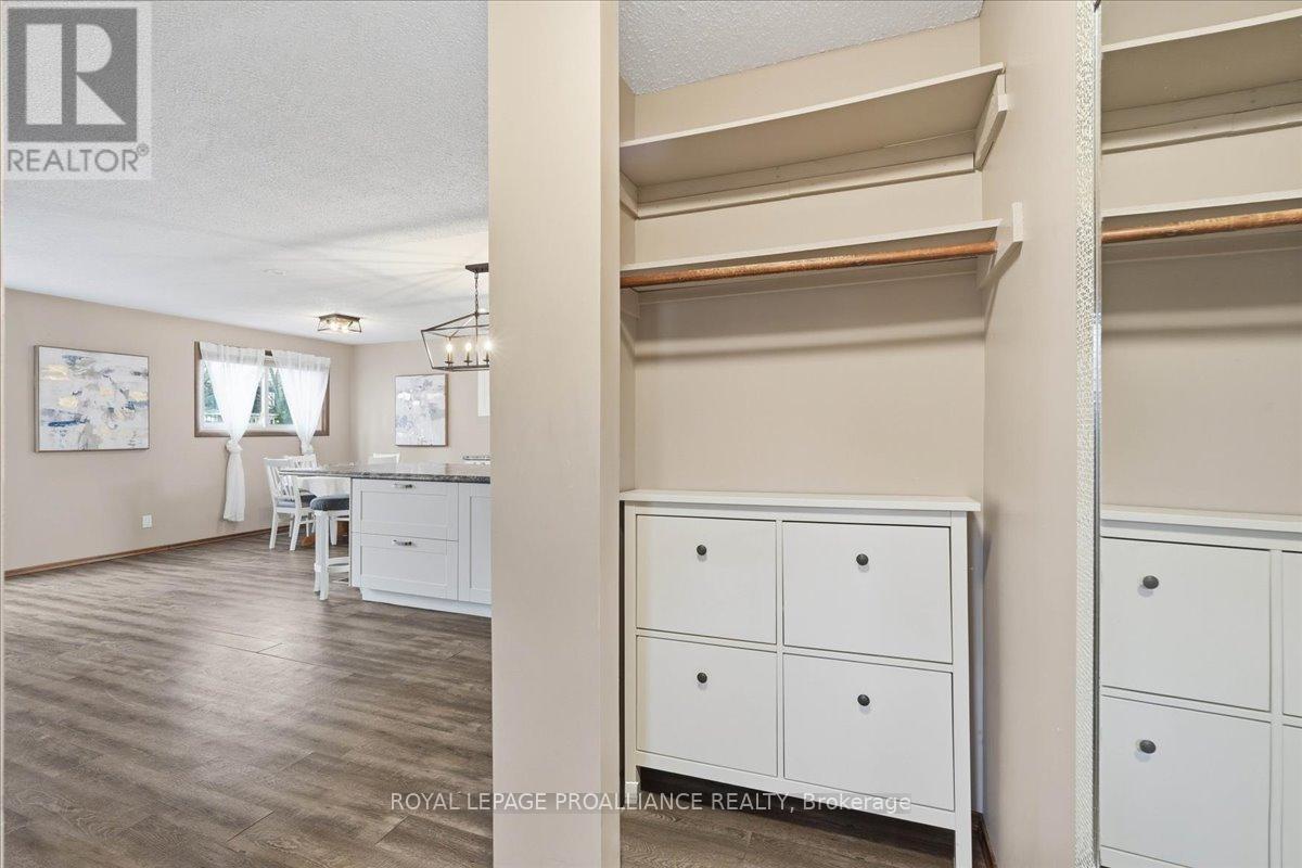 607 Bridge Street E, Belleville, Ontario  K8N 5G9 - Photo 6 - X13002696