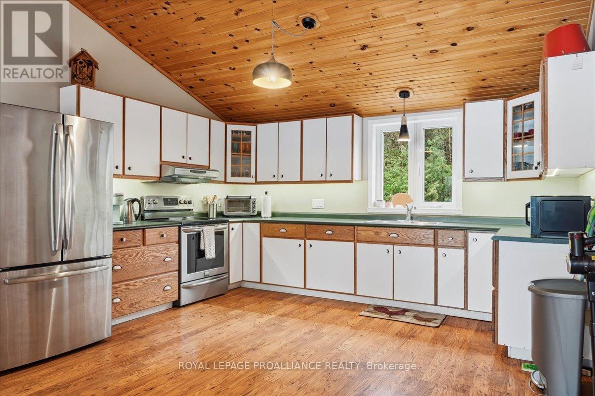 399 Oborne Point Road, Addington Highlands, Ontario  K0H 1K0 - Photo 4 - X13002724