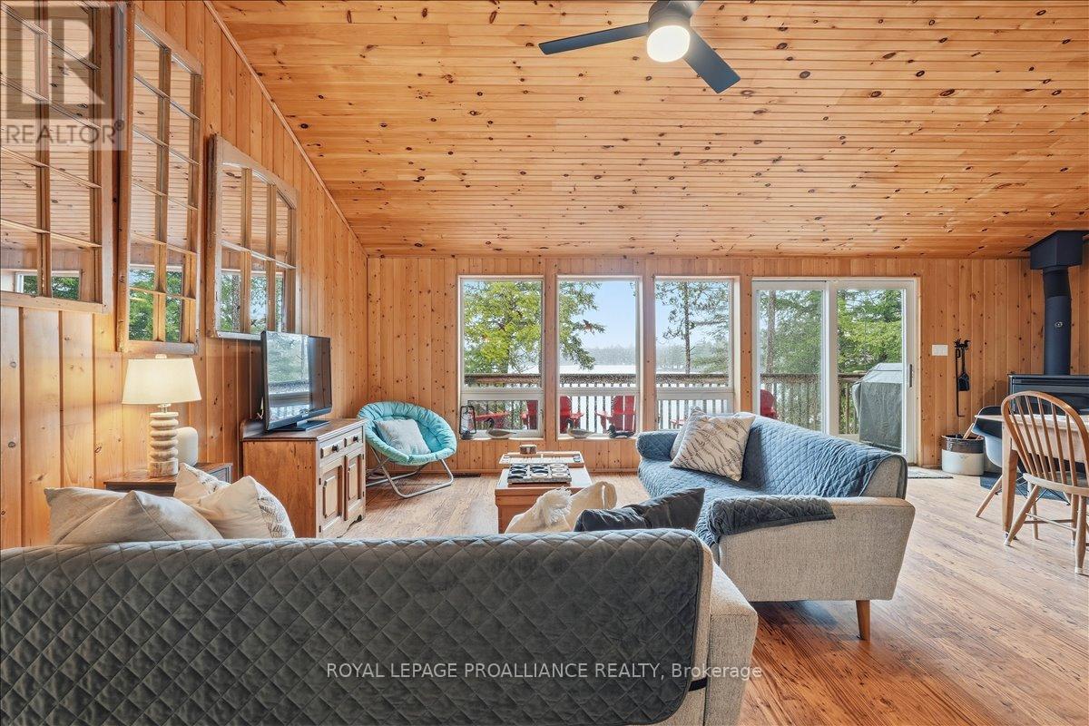 399 Oborne Point Road, Addington Highlands, Ontario  K0H 1K0 - Photo 9 - X13002724