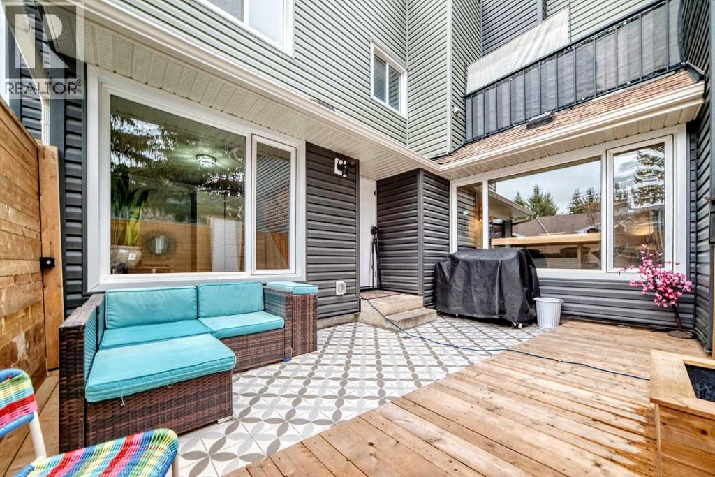 117, 36 Glamis Green SW, Calgary, Alberta  T3E 6V1 - Photo 1 - A2299556