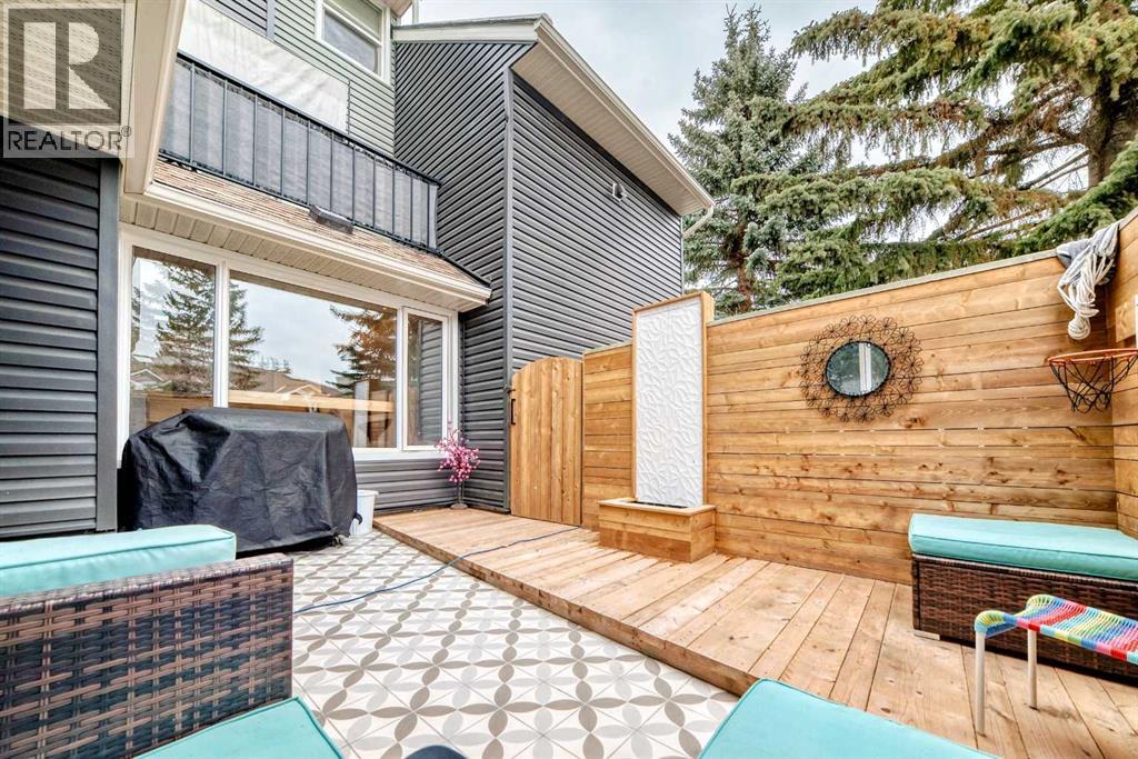 117, 36 Glamis Green SW, Calgary, Alberta  T3E 6V1 - Photo 2 - A2299556