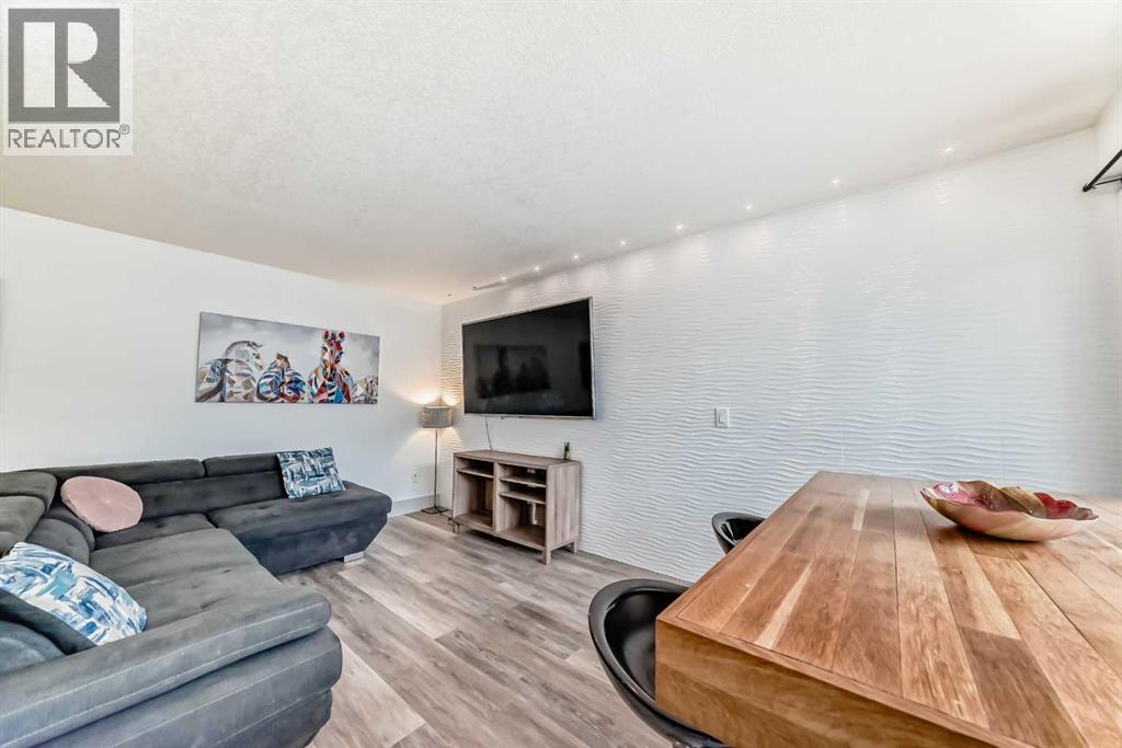 117, 36 Glamis Green SW, Calgary, Alberta  T3E 6V1 - Photo 9 - A2299556