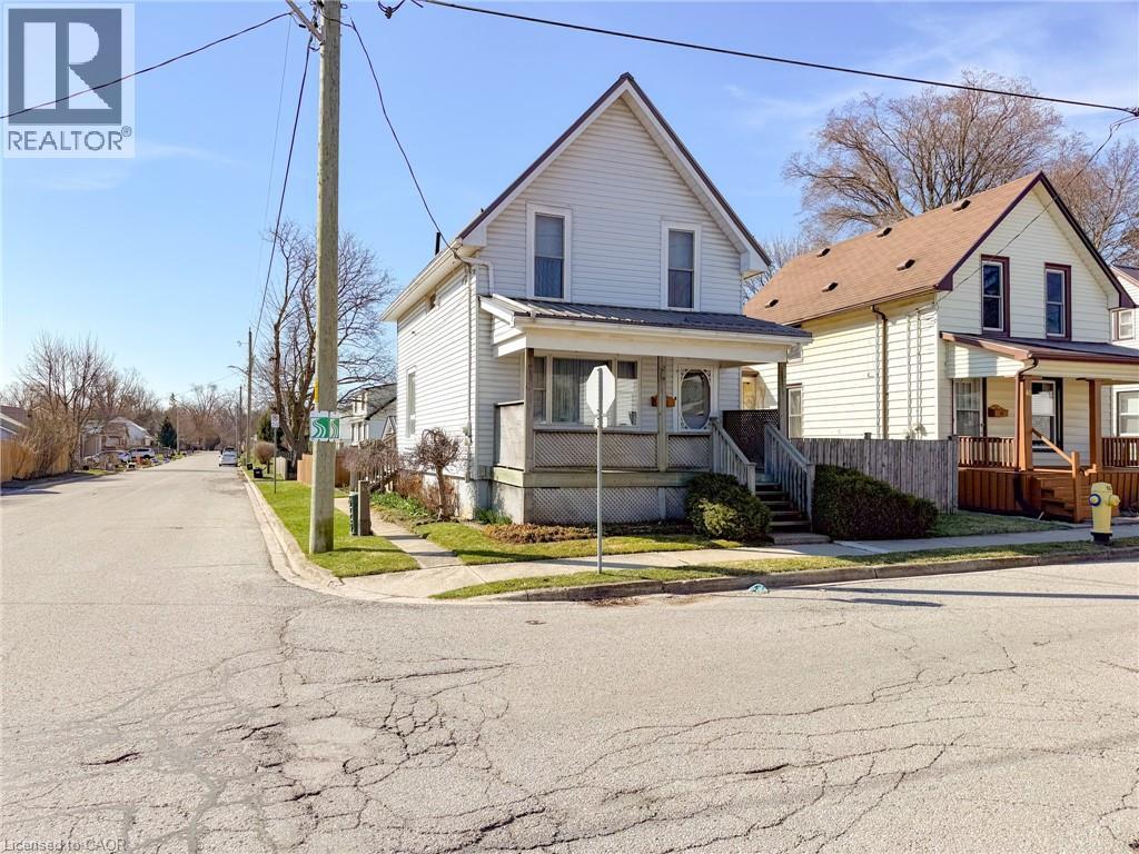 42 PATTERSON Street, Simcoe, Ontario