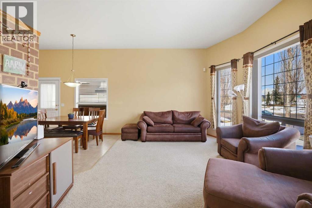 39 Saddlemont Close NE, Calgary, Alberta  T3J 4V1 - Photo 9 - A2300234