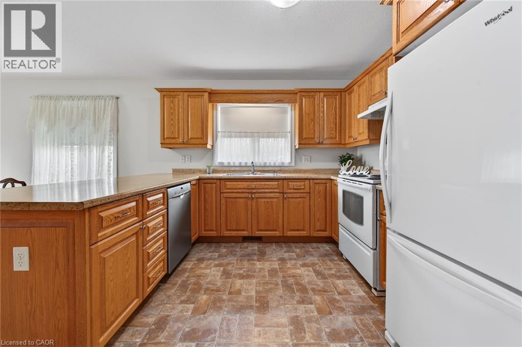 536 Alder Street E, Dunnville, Ontario  N1A 1E6 - Photo 12 - 40821047