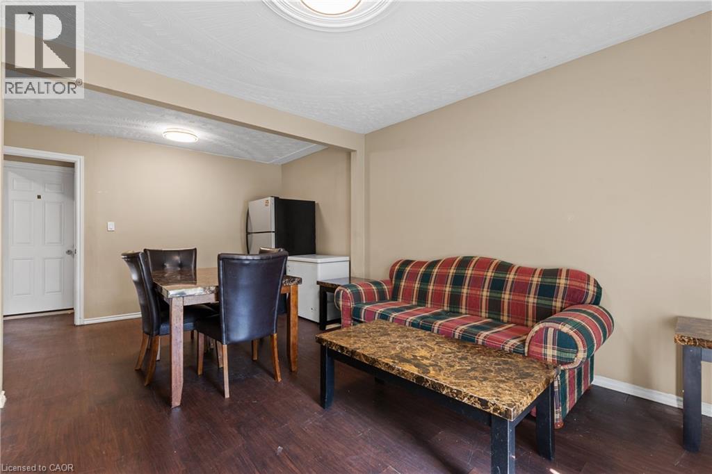 23 Amherst Drive, Kitchener, Ontario  N2P 1E1 - Photo 6 - 40816711