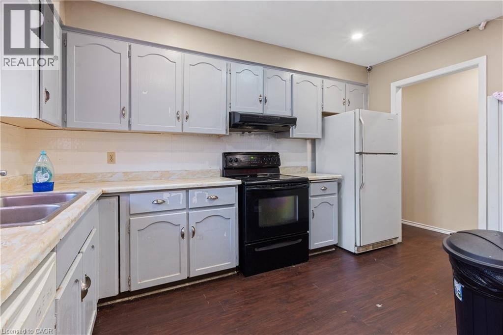 23 Amherst Drive, Kitchener, Ontario  N2P 1E1 - Photo 7 - 40816711