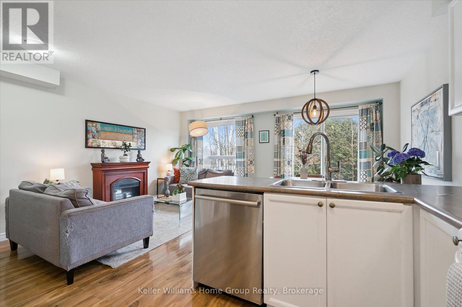 706 Denny Gate, Centre Wellington, Ontario  N1M 3S1 - Photo 11 - X13002596