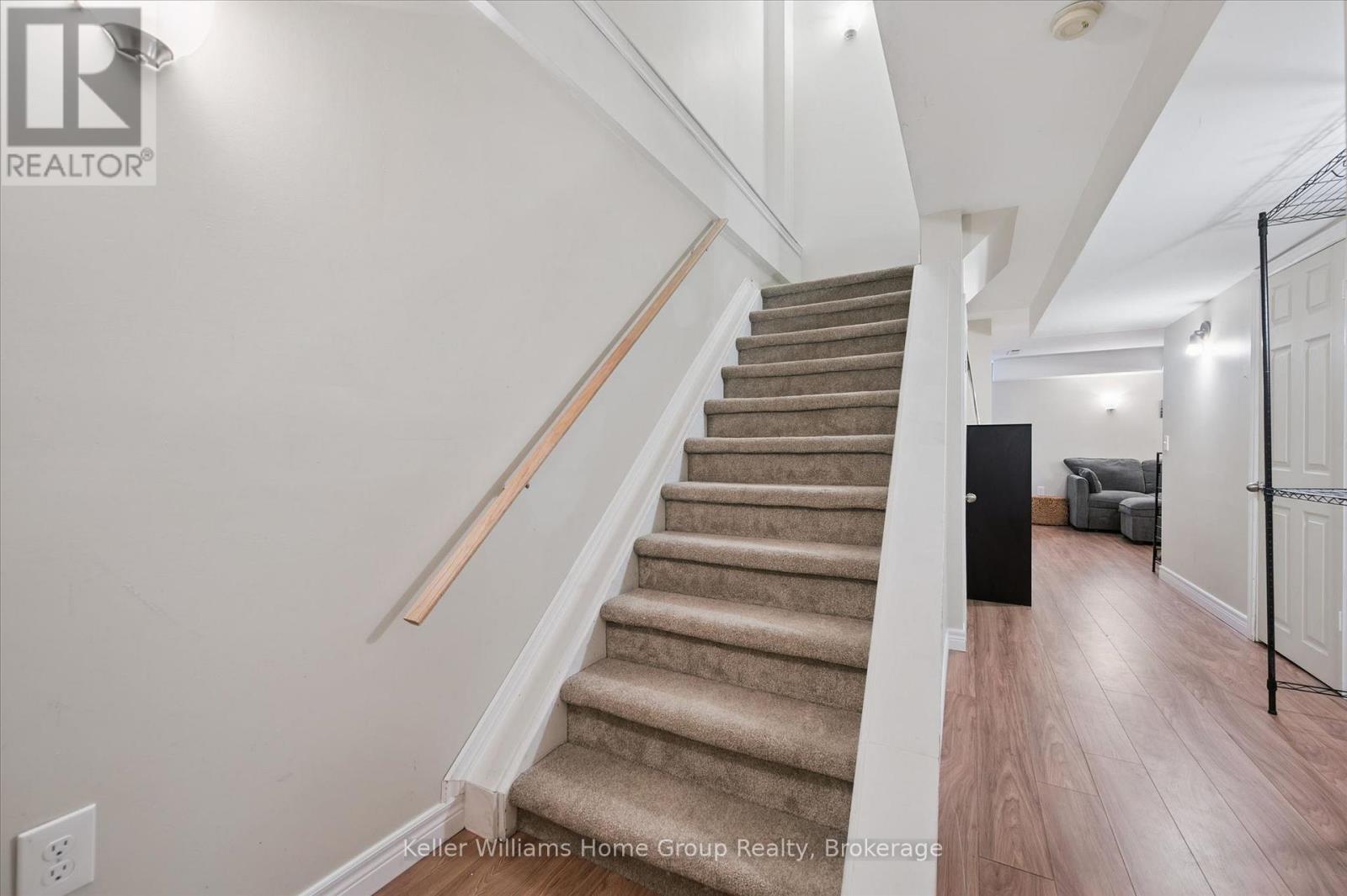 706 Denny Gate, Centre Wellington, Ontario  N1M 3S1 - Photo 31 - X13002596