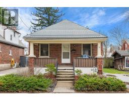 9 STULL AVENUE, guelph (exhibition park), Ontario