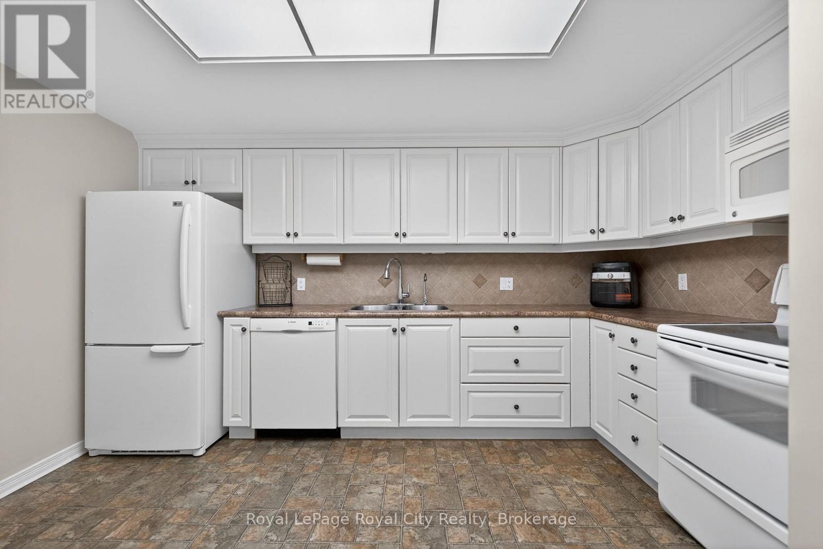 402 - 105 Bagot Street, Guelph, Ontario  N1H 8H4 - Photo 14 - X13002658