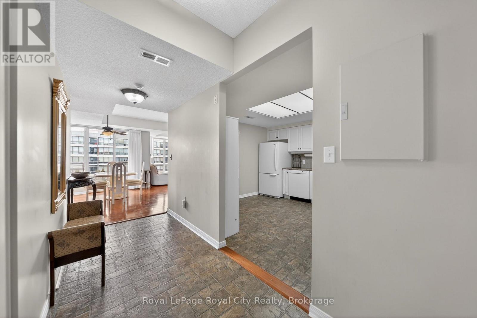 402 - 105 Bagot Street, Guelph, Ontario  N1H 8H4 - Photo 6 - X13002658