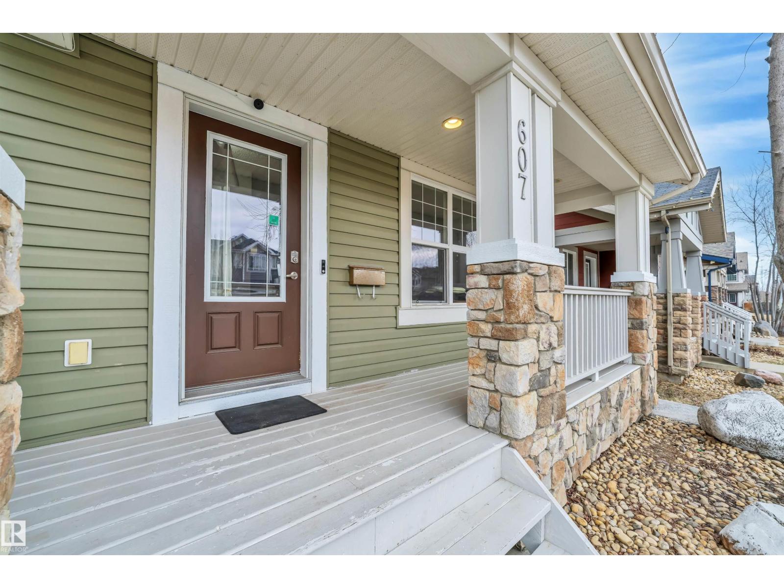 607 Allard Bv Sw, Edmonton, Alberta  T6W 0W8 - Photo 6 - E4482383