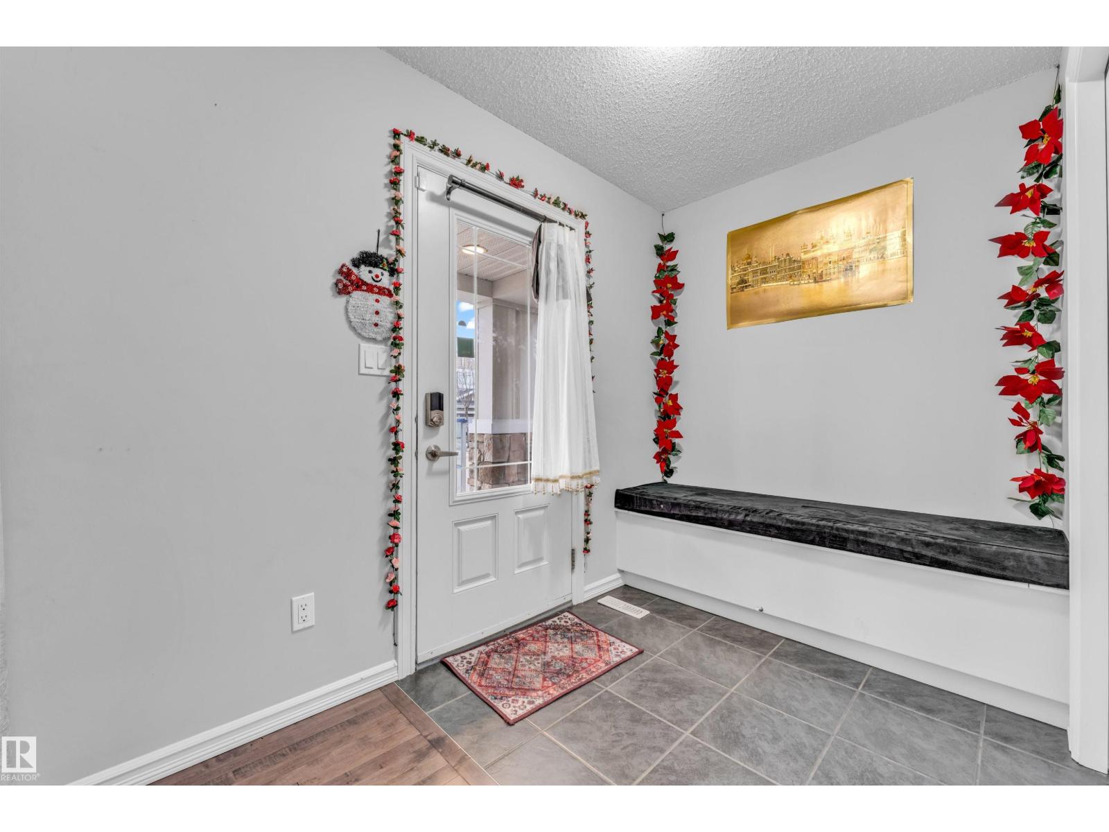 607 Allard Bv Sw, Edmonton, Alberta  T6W 0W8 - Photo 8 - E4482383