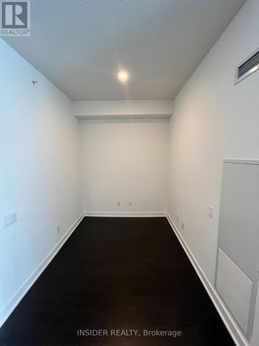 2107 - 19 Bathurst Street, Toronto, Ontario M5V 0N2 - Photo 5 - C13002604