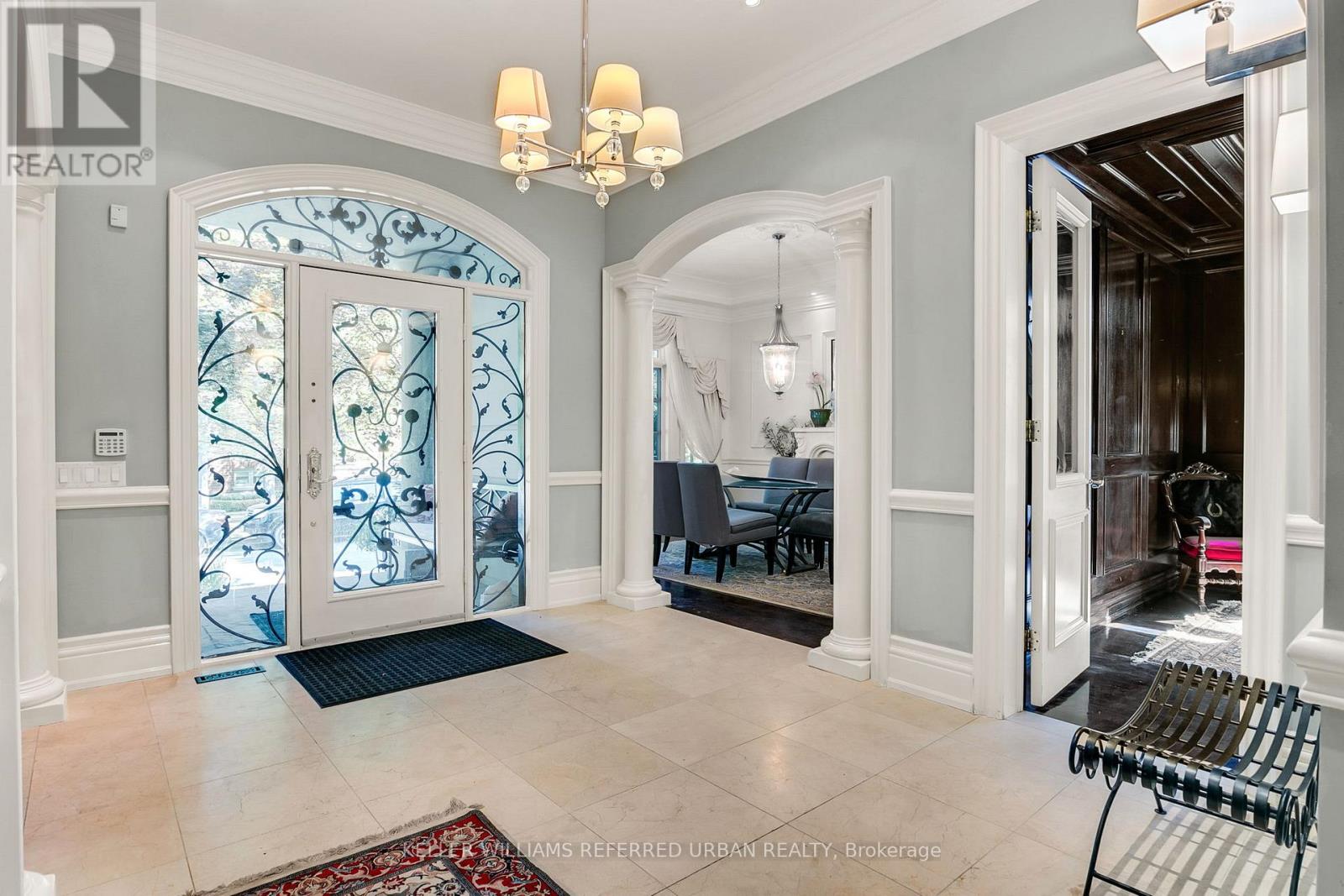 45 Mathersfield Drive, Toronto, Ontario  M4W 3W4 - Photo 4 - C13002612