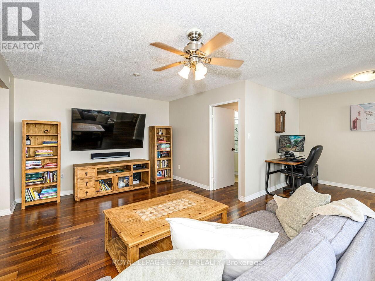 Ph05 - 75 Graydon Hall Manor, Toronto, Ontario  M3A 3M5 - Photo 12 - C13002618