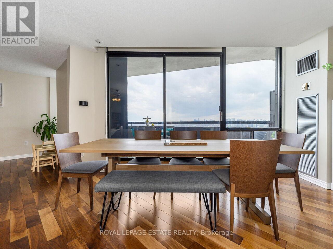 Ph05 - 75 Graydon Hall Manor, Toronto, Ontario  M3A 3M5 - Photo 18 - C13002618