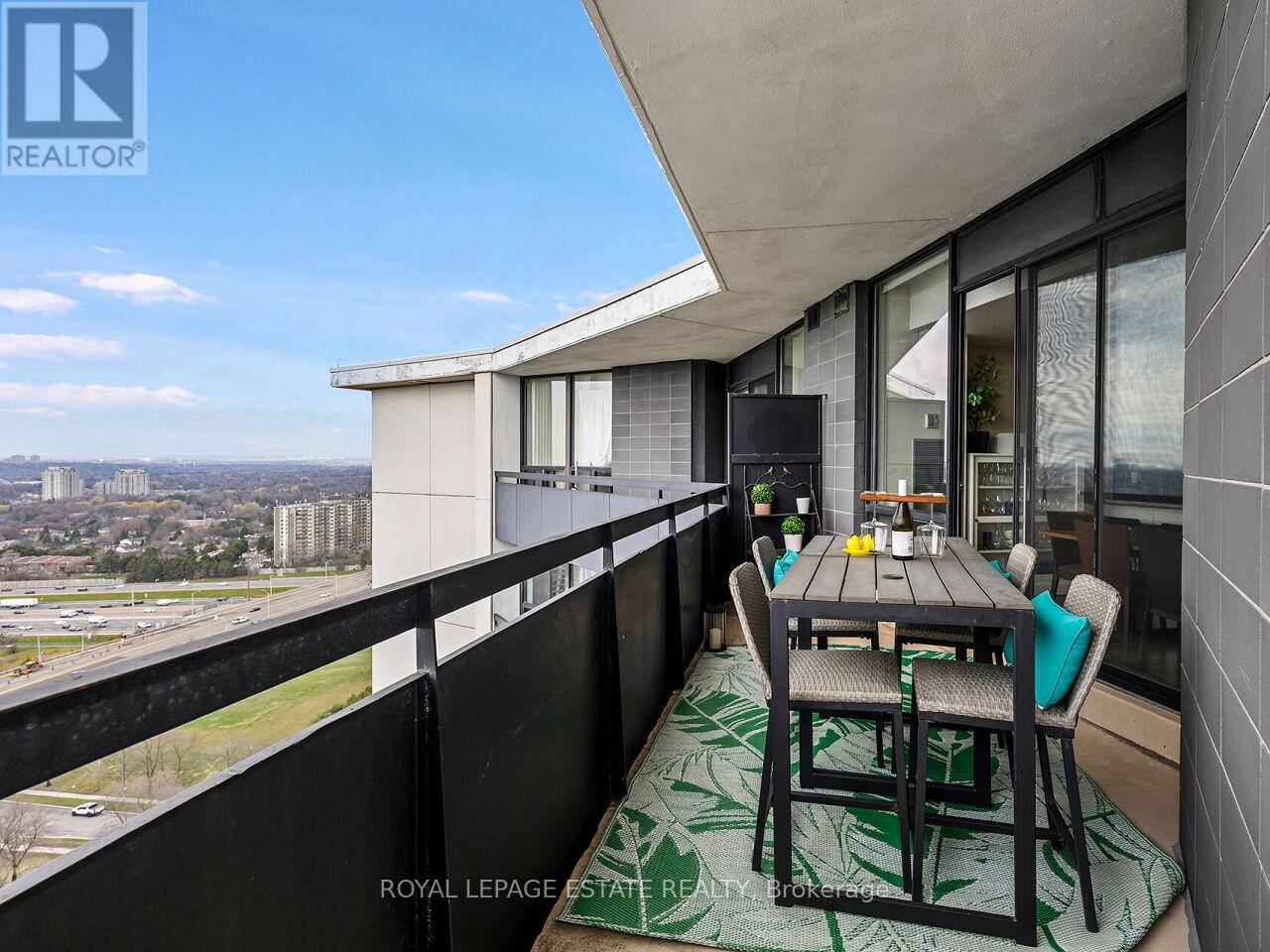 Ph05 - 75 Graydon Hall Manor, Toronto, Ontario  M3A 3M5 - Photo 24 - C13002618