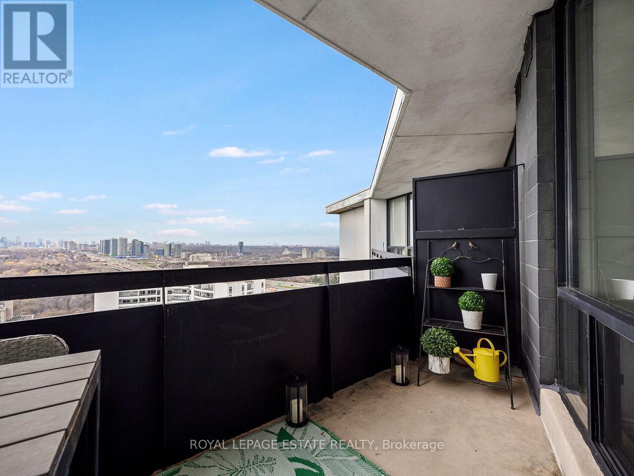 Ph05 - 75 Graydon Hall Manor, Toronto, Ontario  M3A 3M5 - Photo 26 - C13002618