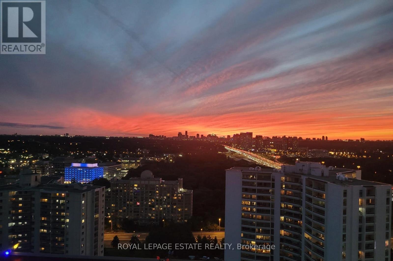 Ph05 - 75 Graydon Hall Manor, Toronto, Ontario  M3A 3M5 - Photo 29 - C13002618