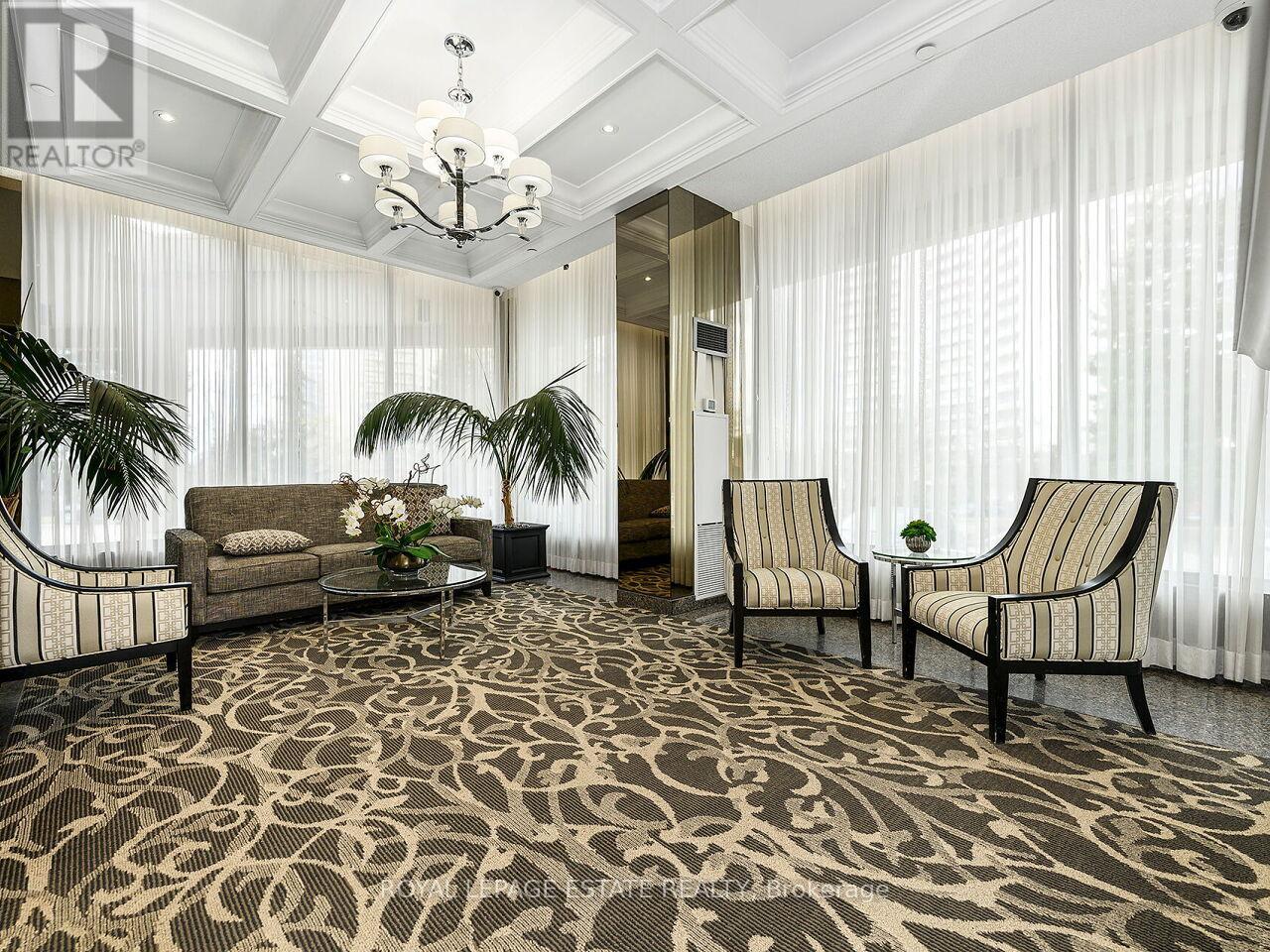 Ph05 - 75 Graydon Hall Manor, Toronto, Ontario  M3A 3M5 - Photo 5 - C13002618