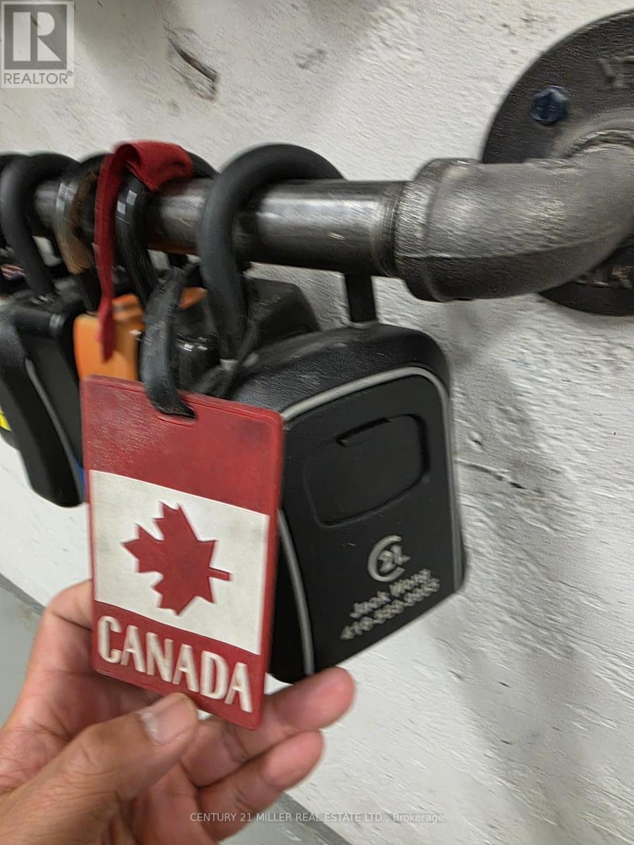 903 - 224 King Street W, Toronto, Ontario  M5V 0A6 - Photo 25 - C13002688