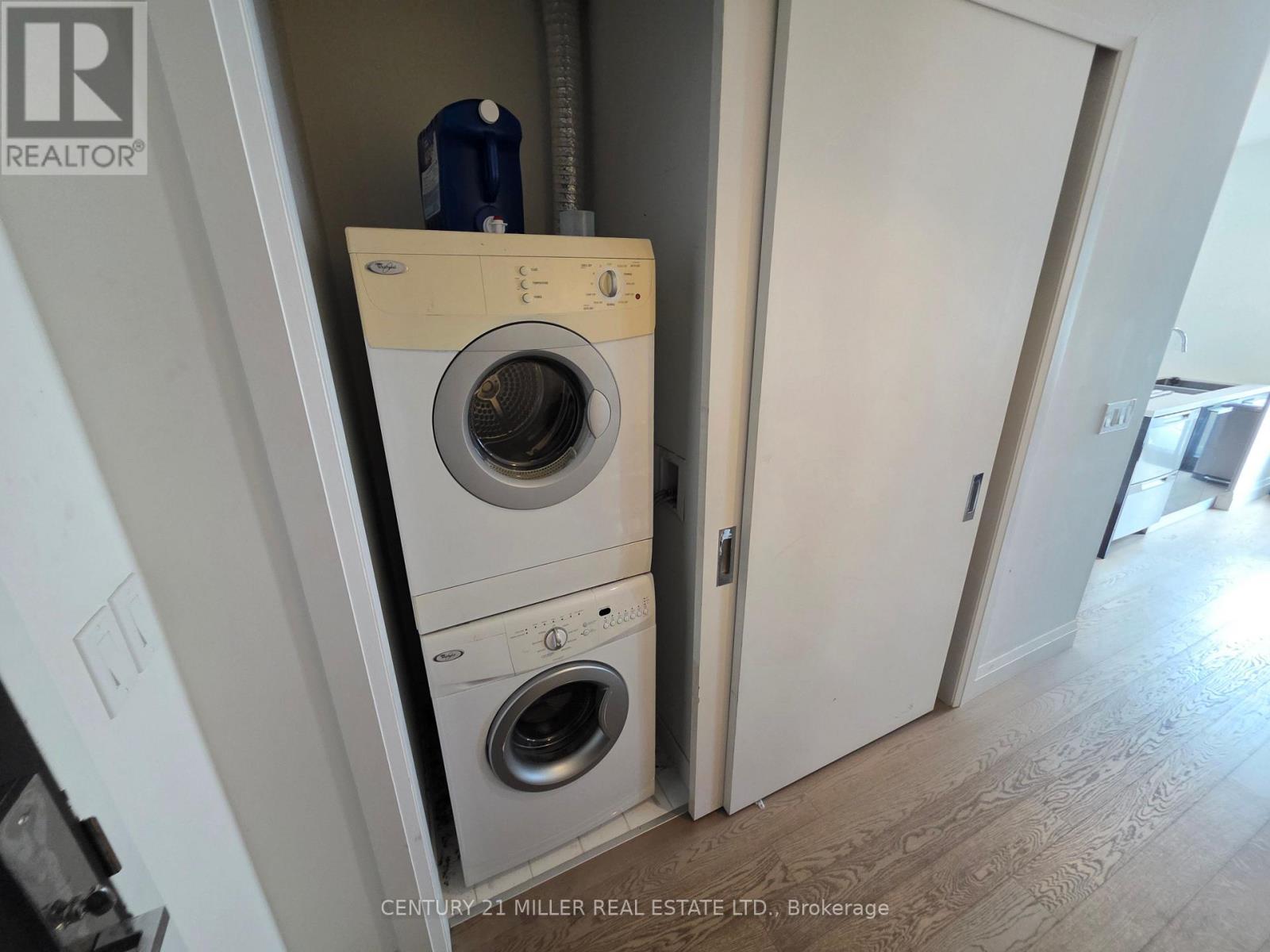 903 - 224 King Street W, Toronto, Ontario  M5V 0A6 - Photo 9 - C13002688